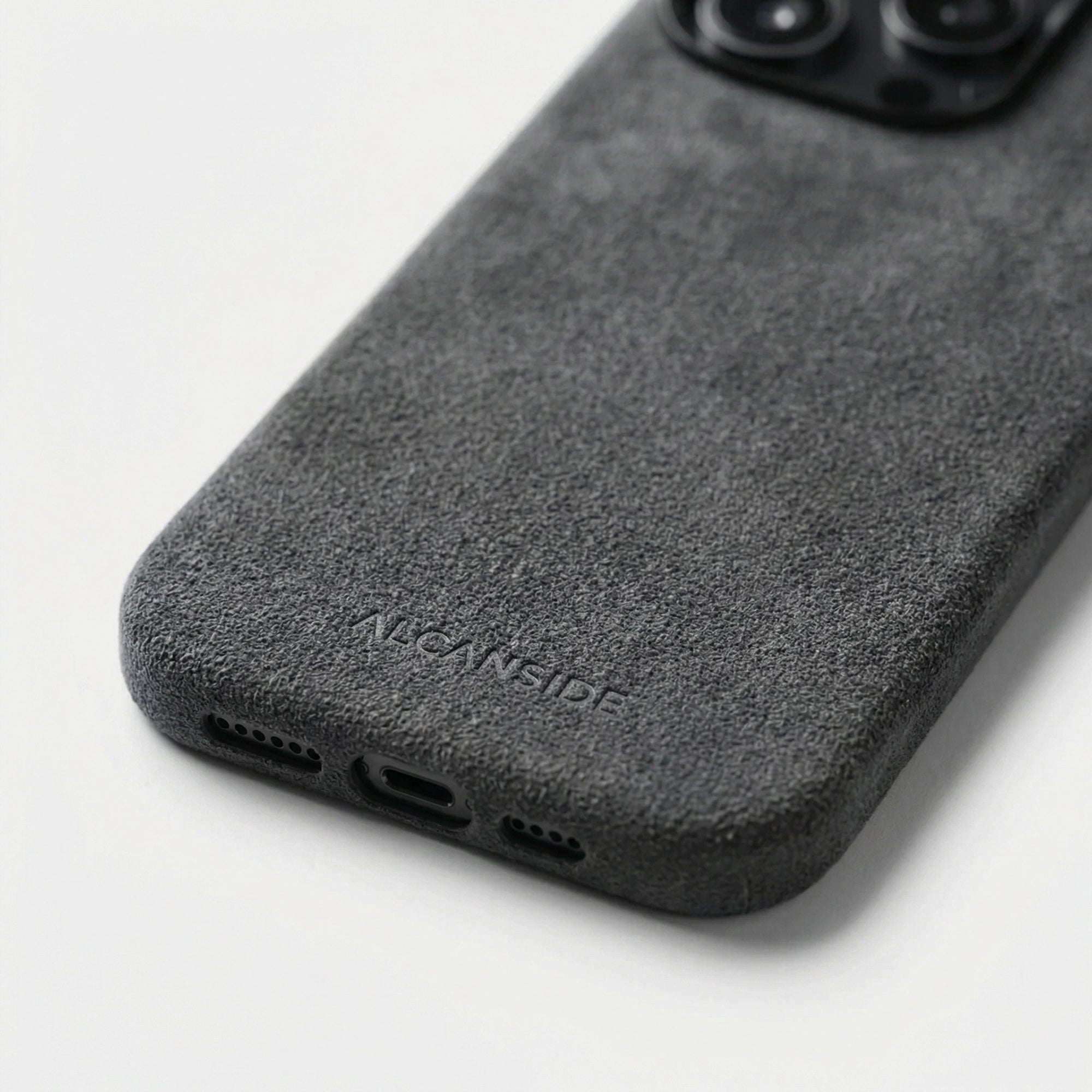 iPhone 16 Pro - Alcantara Case - Space Grey - Alcanside
